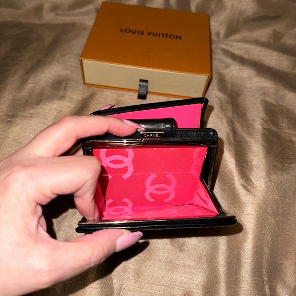 ❌SOLD❌Chanel Cambon Wallet - Picture 10 of 14